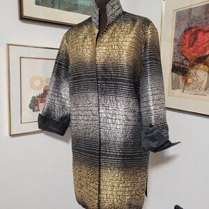 Elegant Grace Chuang Eveniing jacket in Silver and Gold